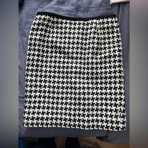 Vintage Wool Houndstooth Pencil Skirt